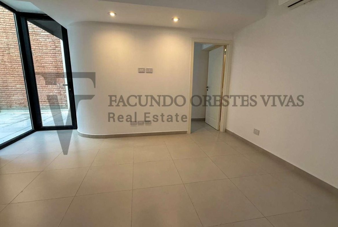 VENTA – DEPARTAMENTO – 2 AMBIENTES – BARRIO NAON – MATADEROS – PATIO