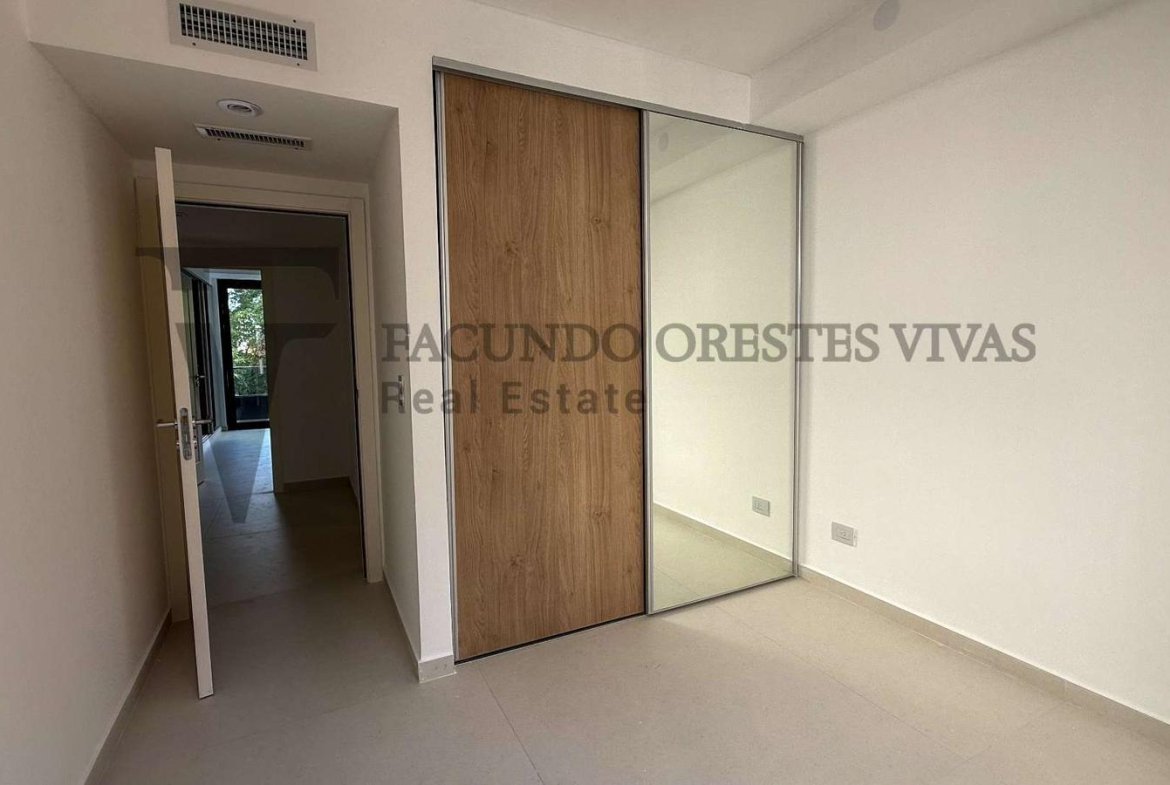 VENTA – DEPARTAMENTO – 4 AMBIENTES – BARRIO NAON – MATADEROS – BALCON
