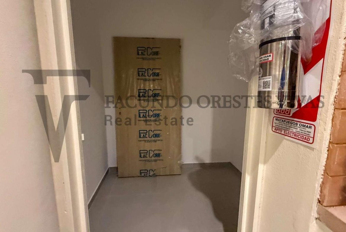 VENTA – DEPARTAMENTO – 4 AMBIENTES – BARRIO NAON – MATADEROS – BALCON