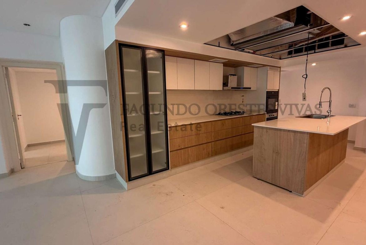 VENTA – DEPARTAMENTO – 4 AMBIENTES – BARRIO NAON – MATADEROS – BALCON