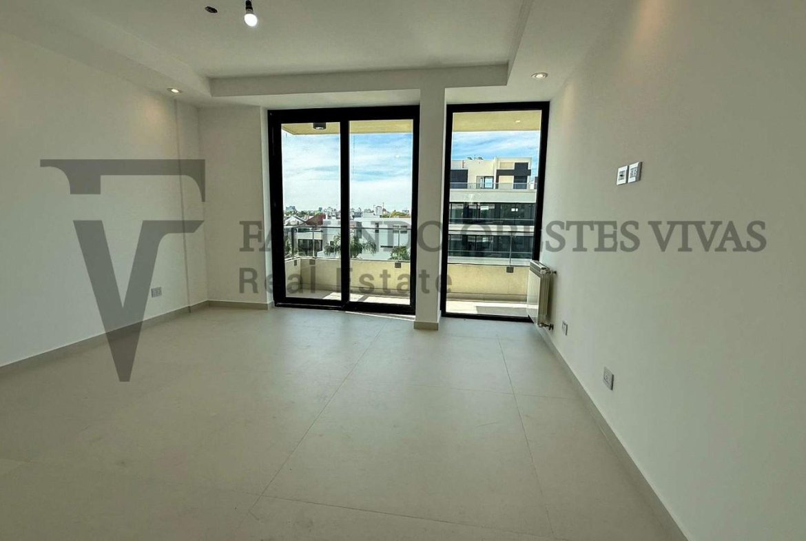 VENTA – DEPARTAMENTO – 4 AMBIENTES – BARRIO NAON – MATADEROS – BALCON
