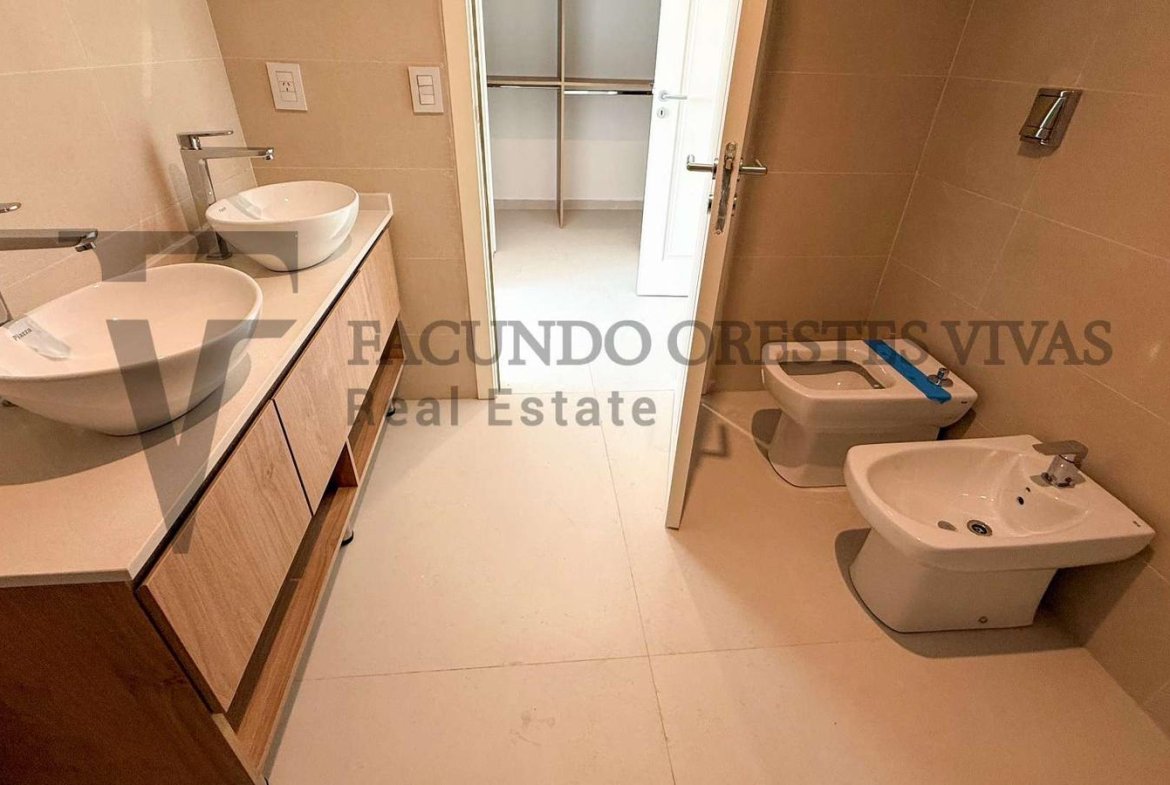 VENTA – DEPARTAMENTO – 4 AMBIENTES – BARRIO NAON – MATADEROS – BALCON
