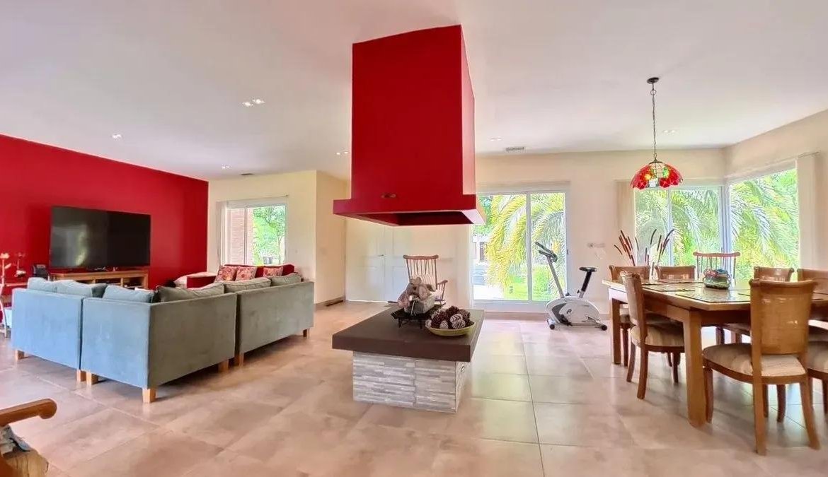 Casa en Venta Miralagos 5 ambientes