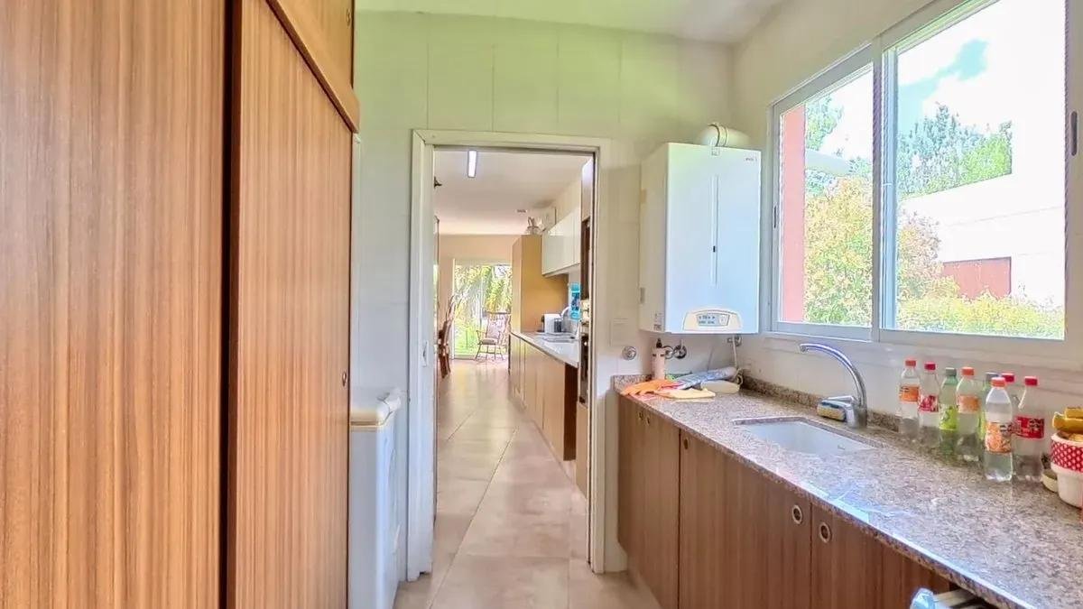 Casa en Venta Miralagos 5 ambientes