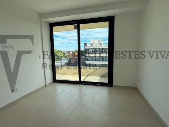 VENTA – DEPARTAMENTO – 3 AMBIENTES – BARRIO NAON – MATADEROS – BALCON