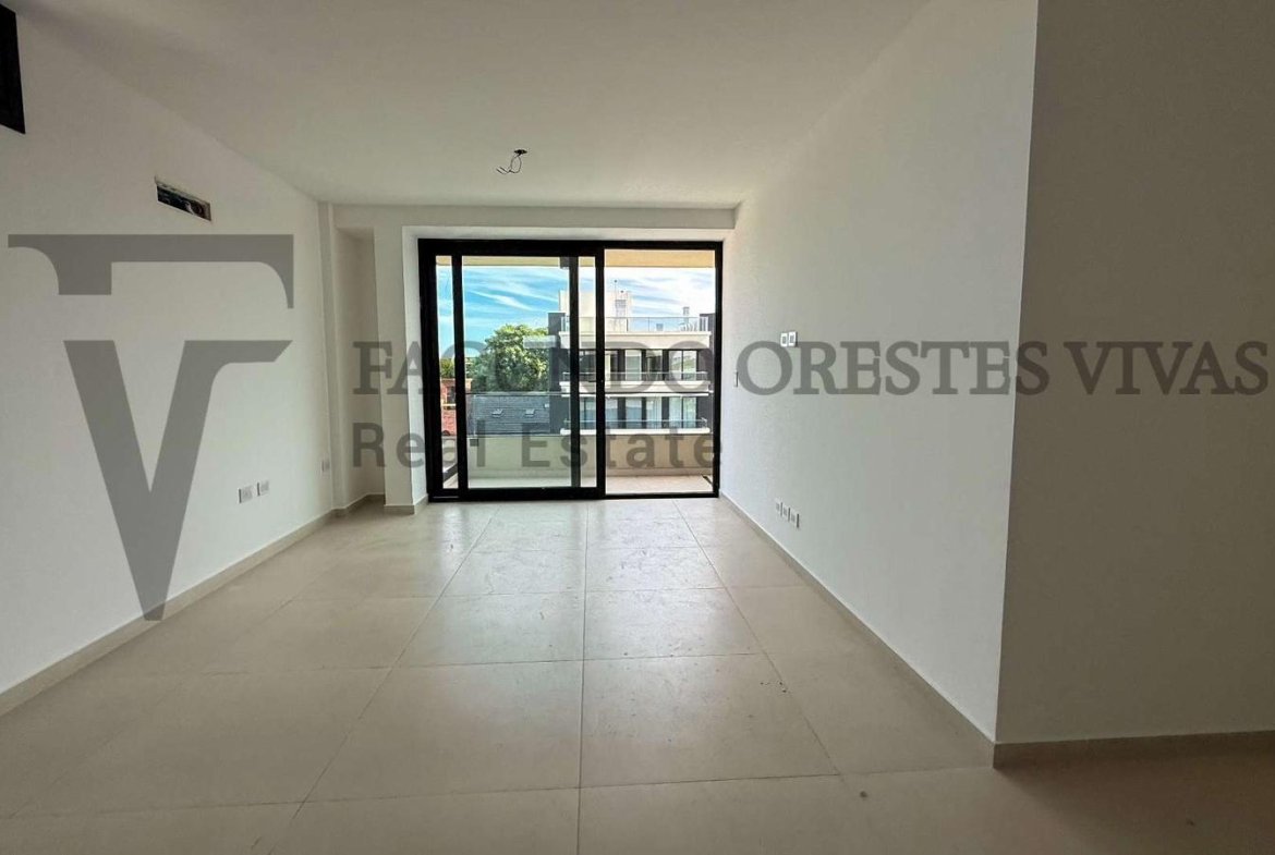 VENTA – DEPARTAMENTO – 3 AMBIENTES – BARRIO NAON – MATADEROS – BALCON