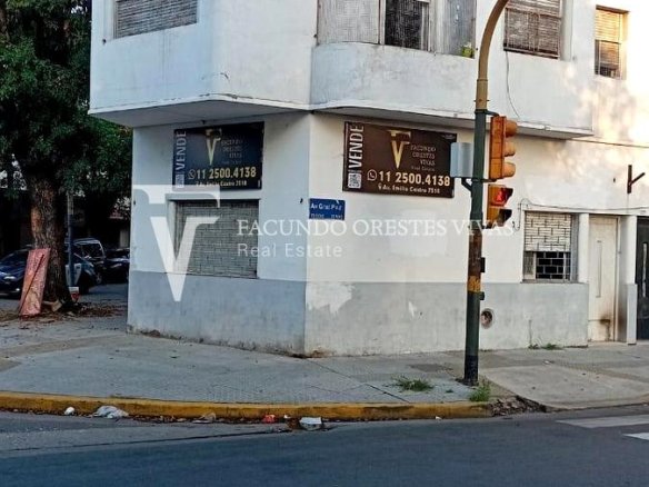 VENTA-PH-TRES AMBIENTES-FRENTE-SIN EXPENSAS-LINIERS