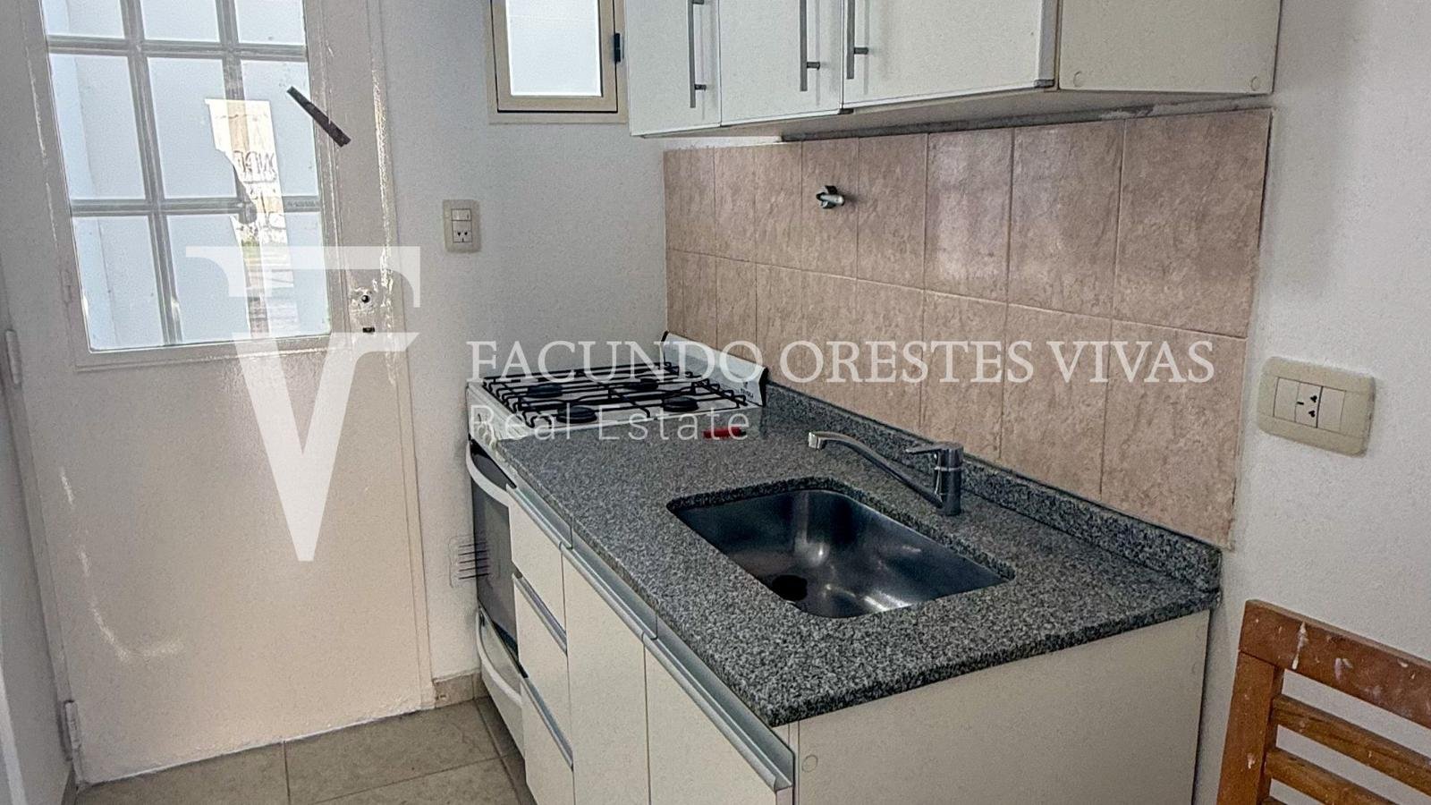 VENTA-PH-SIN EXPENSAS-ENTRADA INDEPENDIENTE-LOMAS DEL MIRADOR-