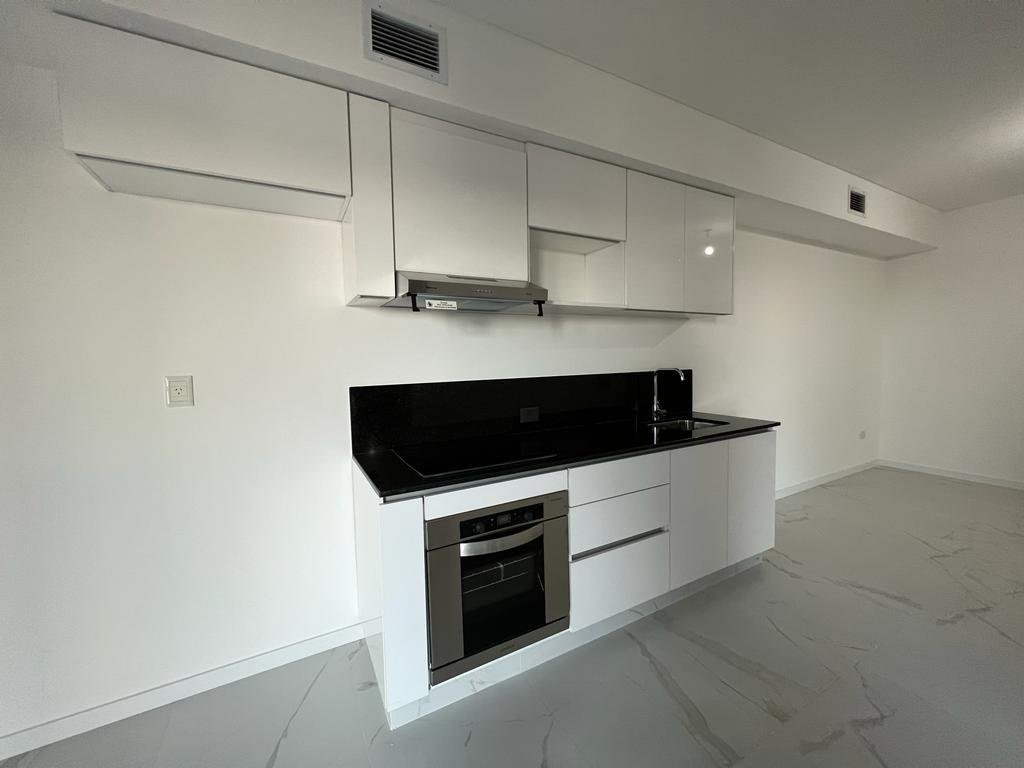ALQUIER – MONOAMBIENTE – AIRE ACONDICIONADO – PATIO – CATEGORÍA – BARRIO NAÓN – MATADEROS