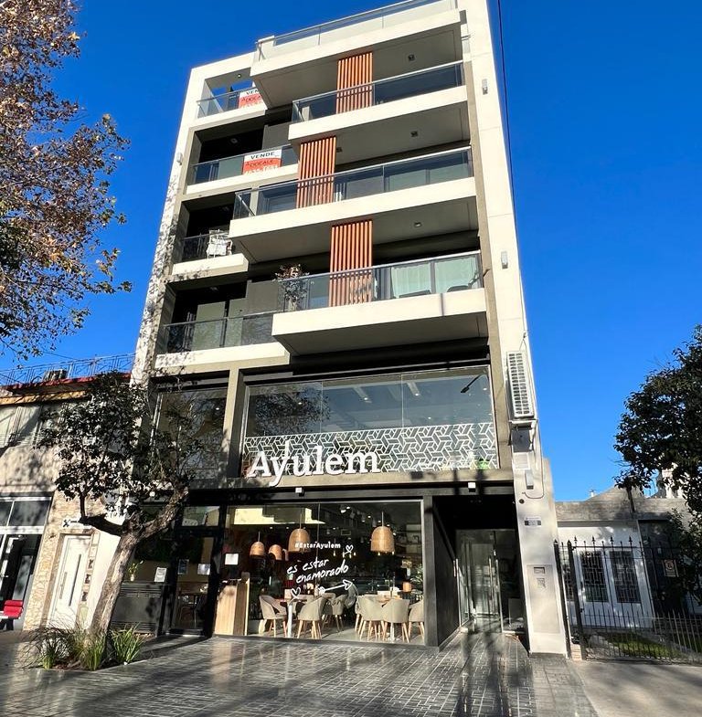 ALQUIER – MONOAMBIENTE – AIRE ACONDICIONADO – PATIO – CATEGORÍA – BARRIO NAÓN – MATADEROS