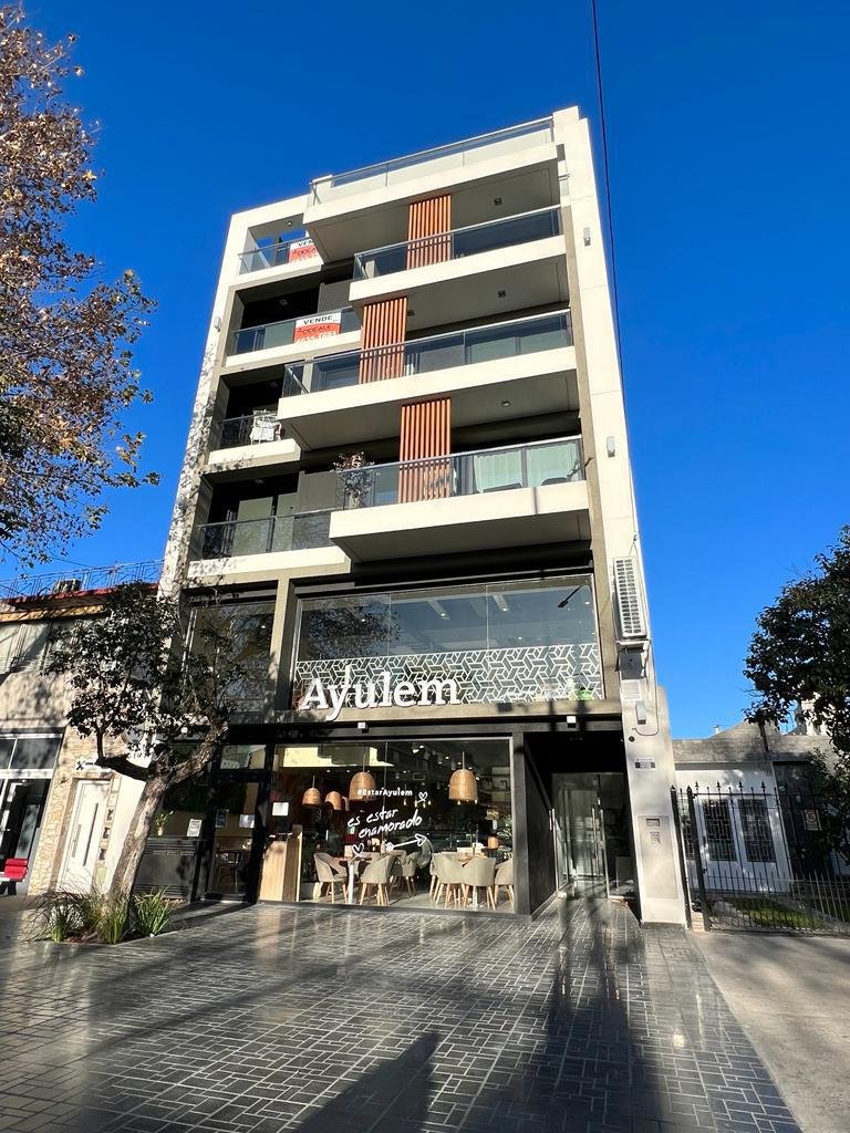 ALQUIER – MONOAMBIENTE – AIRE ACONDICIONADO – PATIO – CATEGORÍA – BARRIO NAÓN – MATADEROS