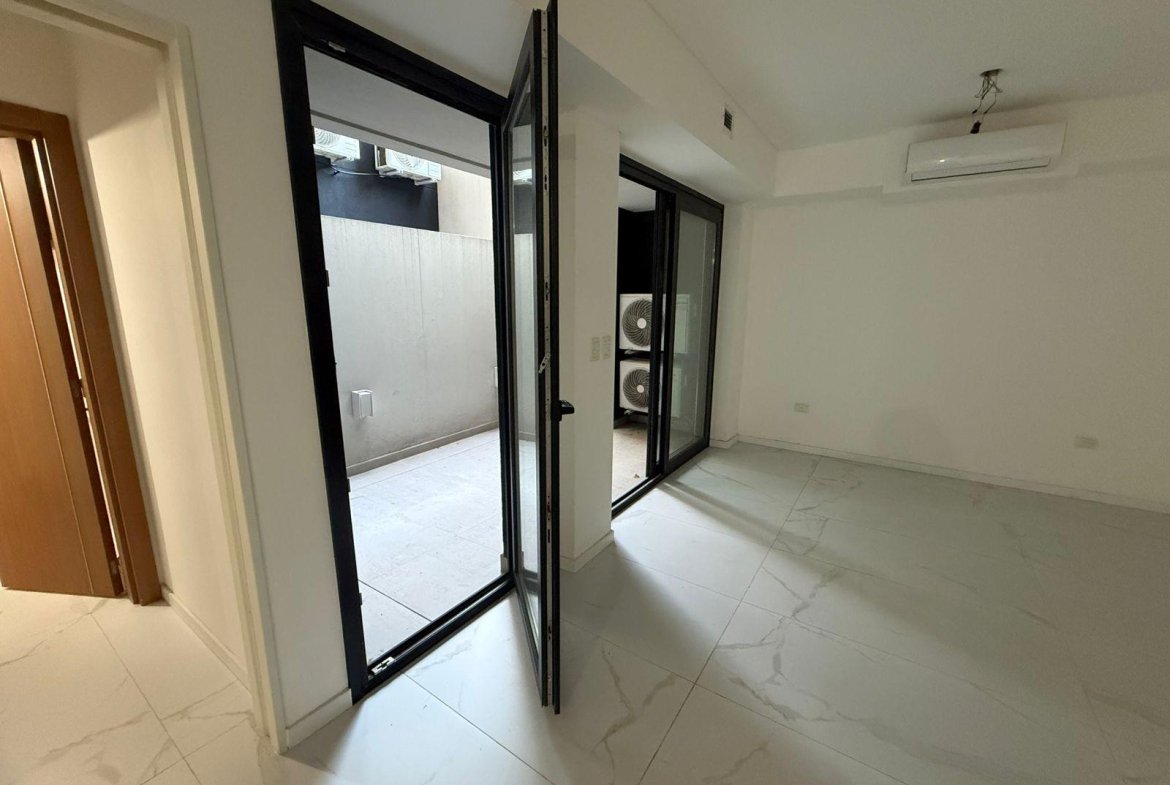 ALQUIER – MONOAMBIENTE – AIRE ACONDICIONADO – PATIO – CATEGORÍA – BARRIO NAÓN – MATADEROS