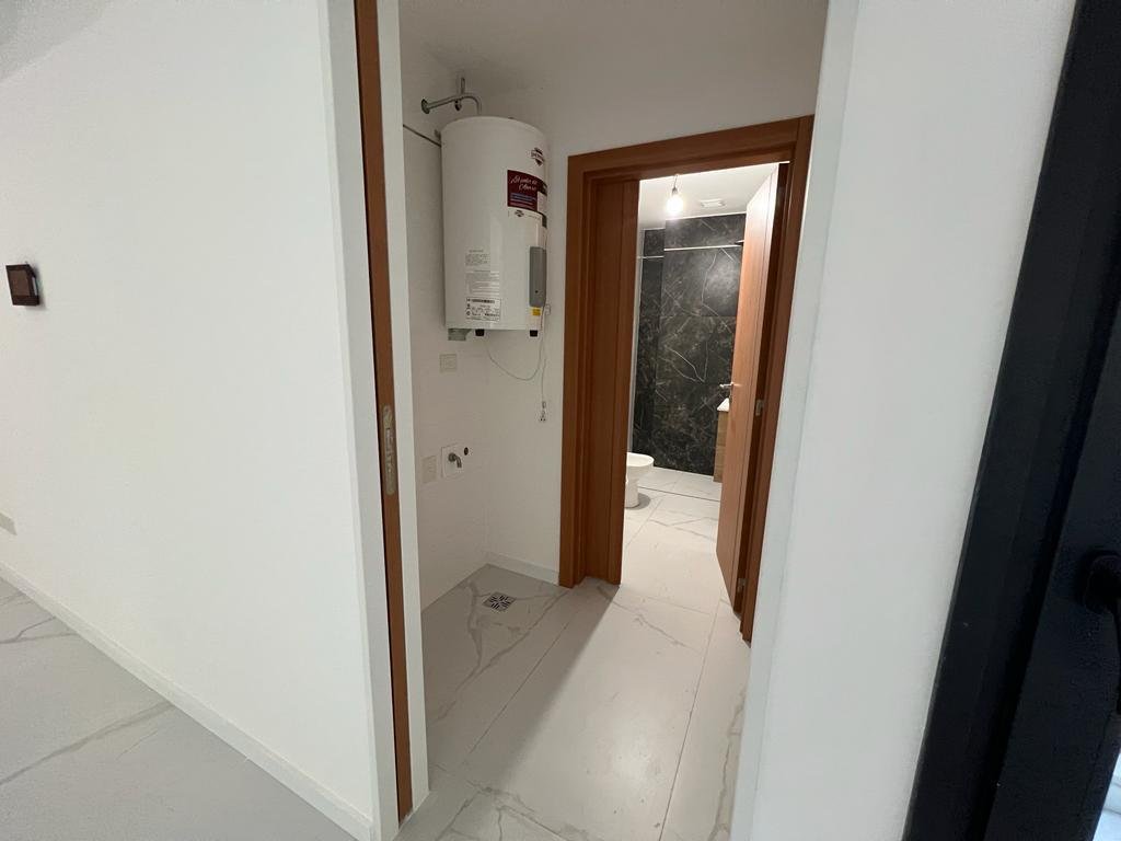 ALQUIER – MONOAMBIENTE – AIRE ACONDICIONADO – PATIO – CATEGORÍA – BARRIO NAÓN – MATADEROS