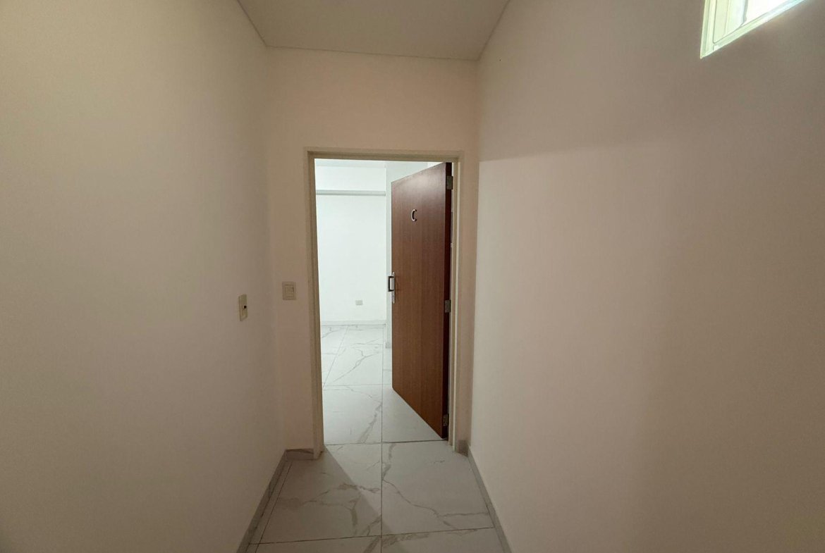 ALQUIER – MONOAMBIENTE – AIRE ACONDICIONADO – PATIO – CATEGORÍA – BARRIO NAÓN – MATADEROS