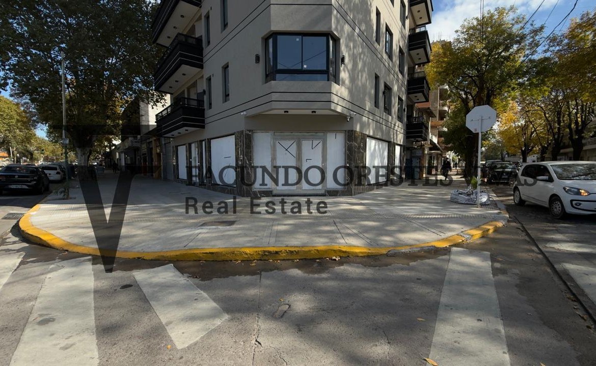 ALQUILER – DOS LOCALES – A ESTRENAR – LINIERS – IDEAL GASTRONOMÍA