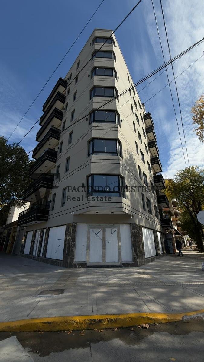 ALQUILER – DOS LOCALES – A ESTRENAR – LINIERS – IDEAL GASTRONOMÍA