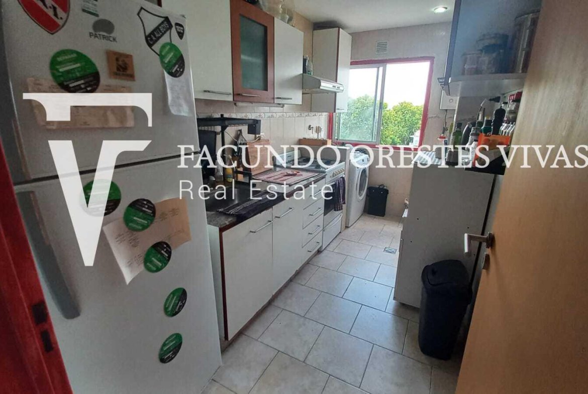 VENTA-DOS AMBIENTES-BALCON-FRENTE-PARQUE AVELLANEDA