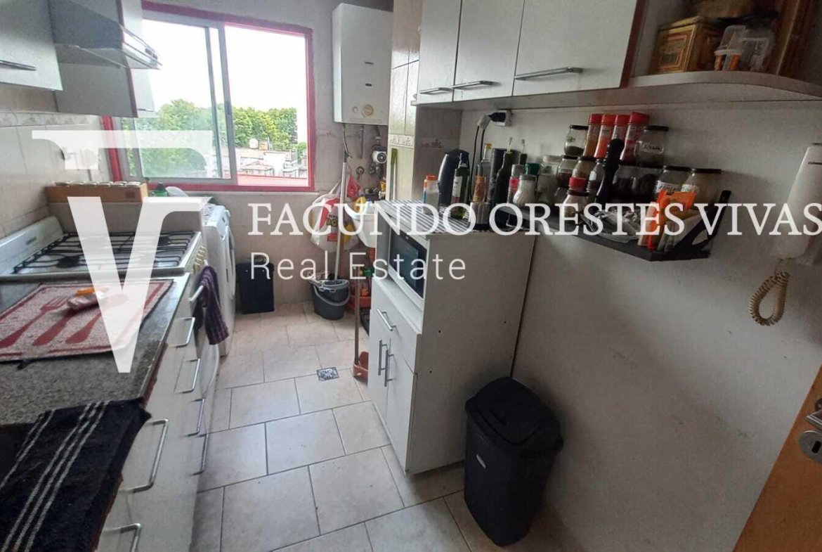 VENTA-DOS AMBIENTES-BALCON-FRENTE-PARQUE AVELLANEDA