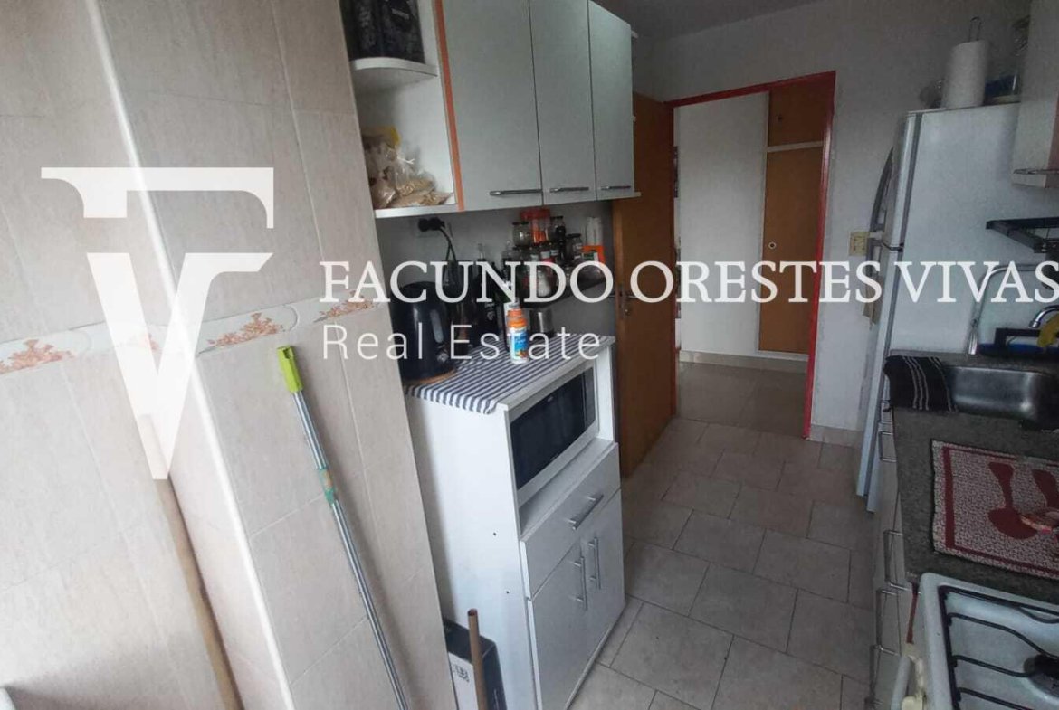 VENTA-DOS AMBIENTES-BALCON-FRENTE-PARQUE AVELLANEDA
