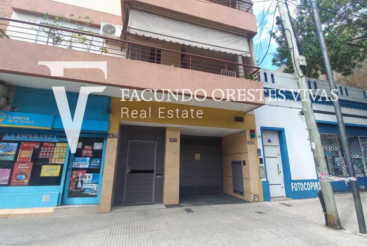 VENTA-DOS AMBIENTES-BALCON-FRENTE-PARQUE AVELLANEDA