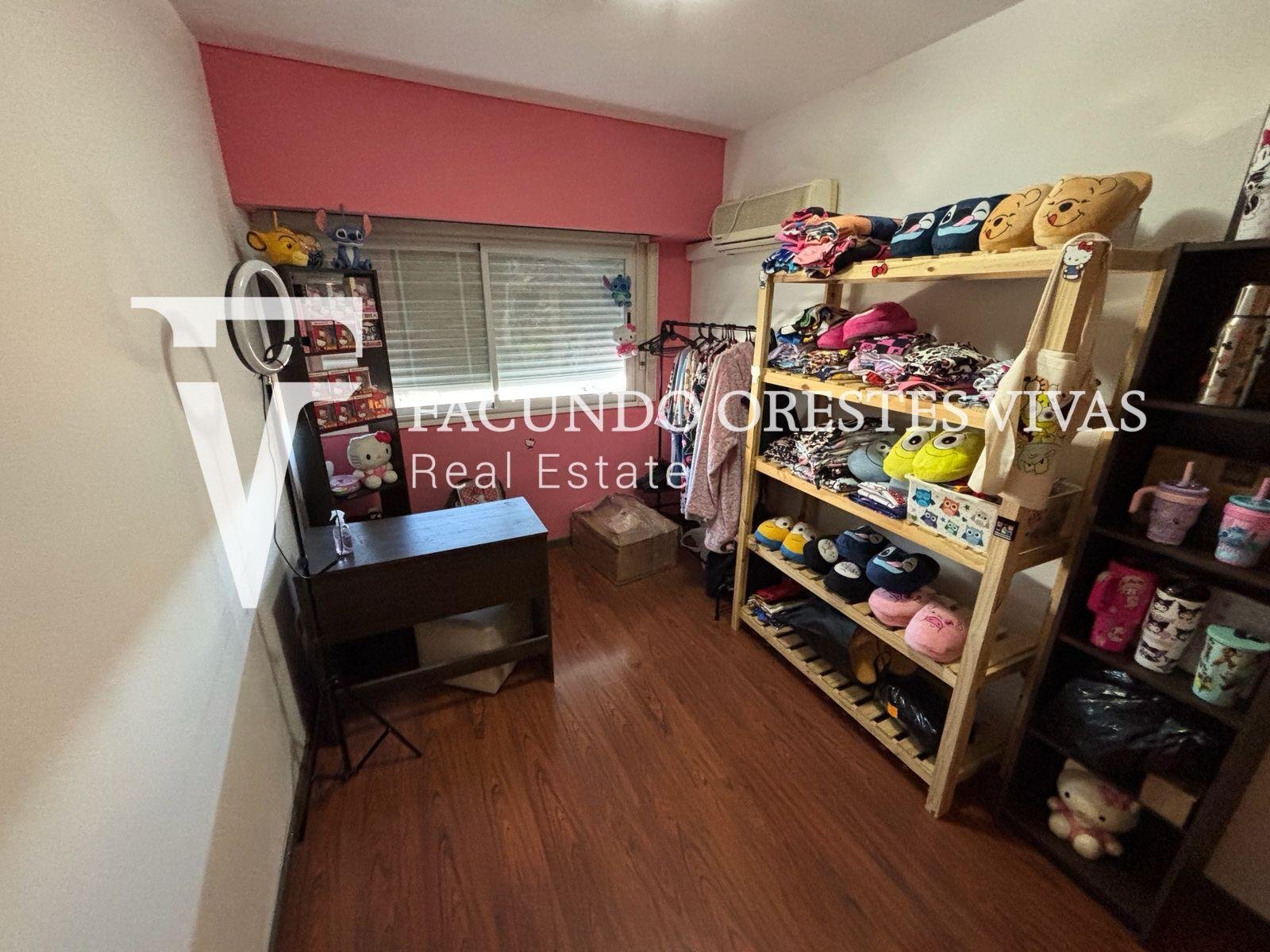 VENTA-SEMI PISO-CUATRO AMBIENTES-DORMITORIO EN SUITE-VELEZ SARFIELD