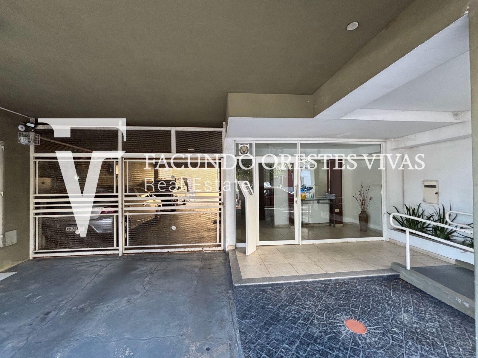 VENTA-SEMI PISO-CUATRO AMBIENTES-DORMITORIO EN SUITE-VELEZ SARFIELD