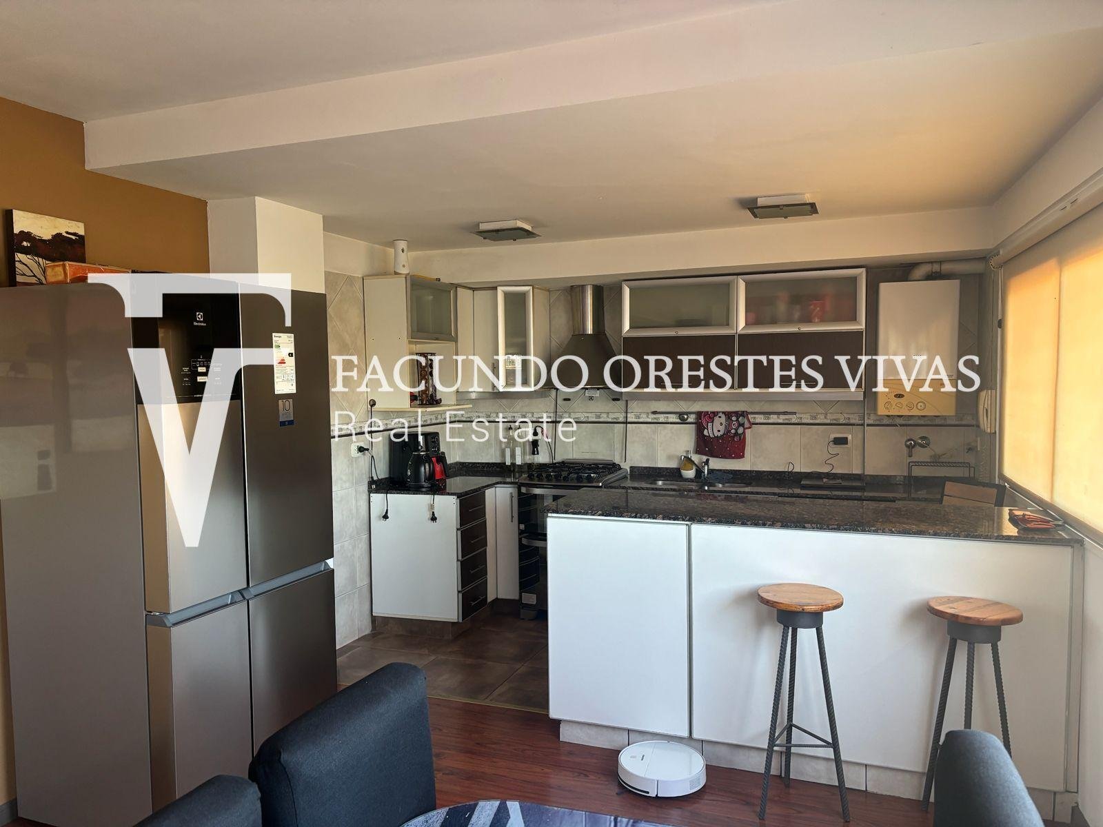 VENTA-SEMI PISO-CUATRO AMBIENTES-DORMITORIO EN SUITE-VELEZ SARFIELD