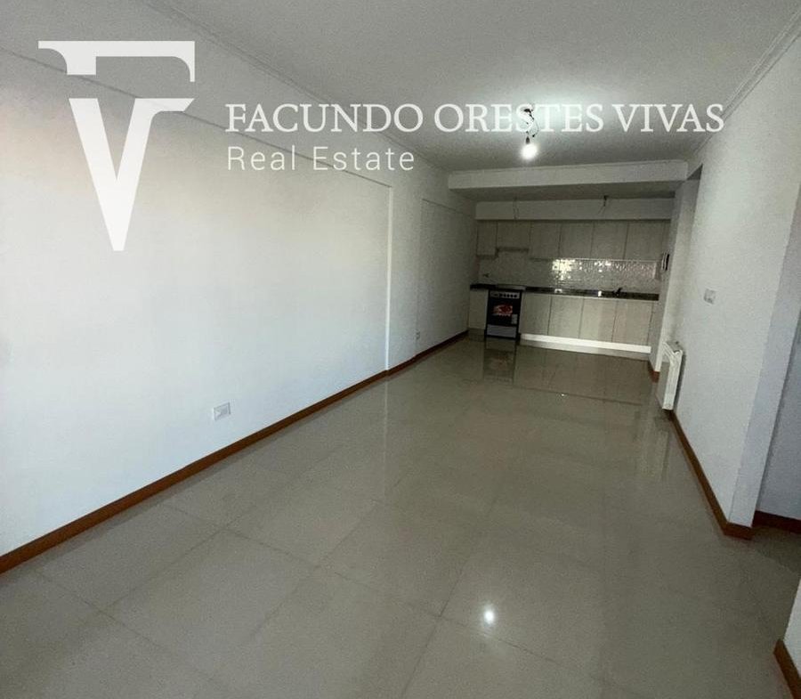 VENTA- TRES AMBIENTES-FRENTE-BALCON-A ESTRENAR-MATADEROS