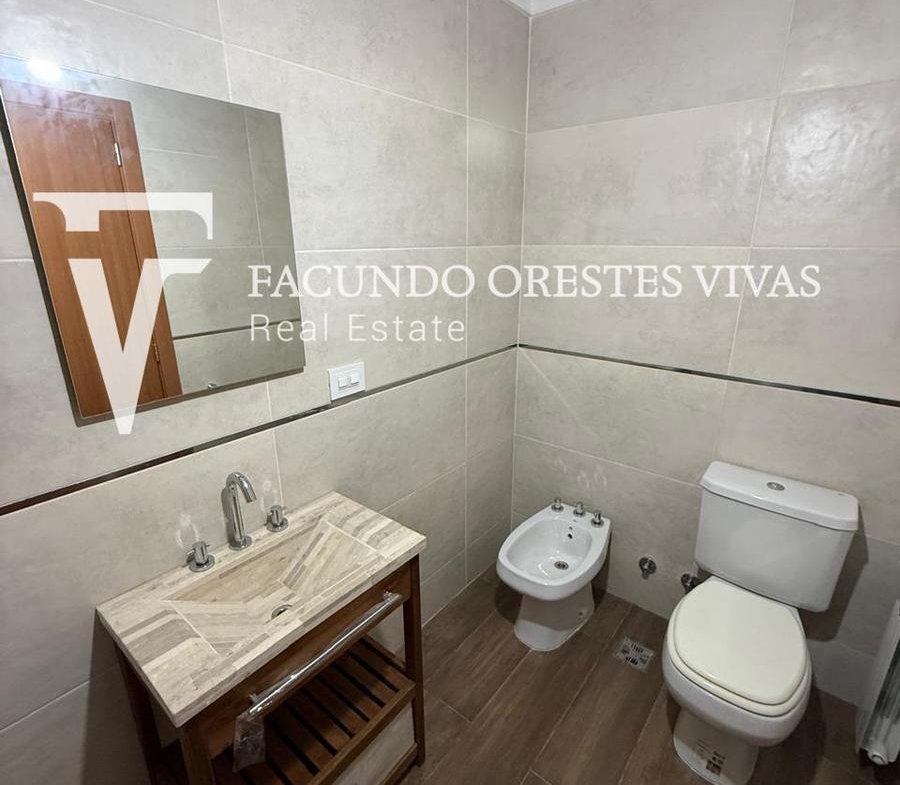 VENTA- TRES AMBIENTES-FRENTE-BALCON-A ESTRENAR-MATADEROS
