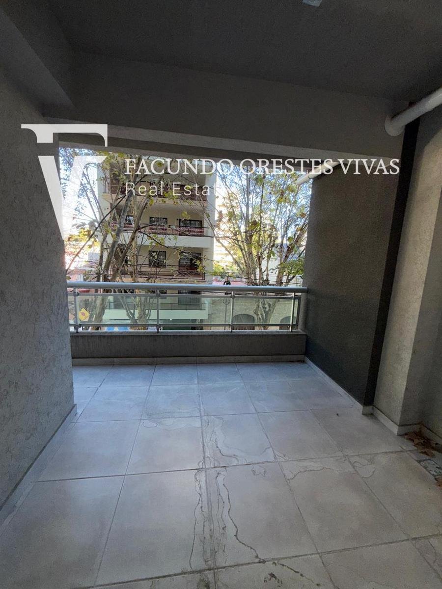 VENTA- TRES AMBIENTES-FRENTE-BALCON-A ESTRENAR-MATADEROS