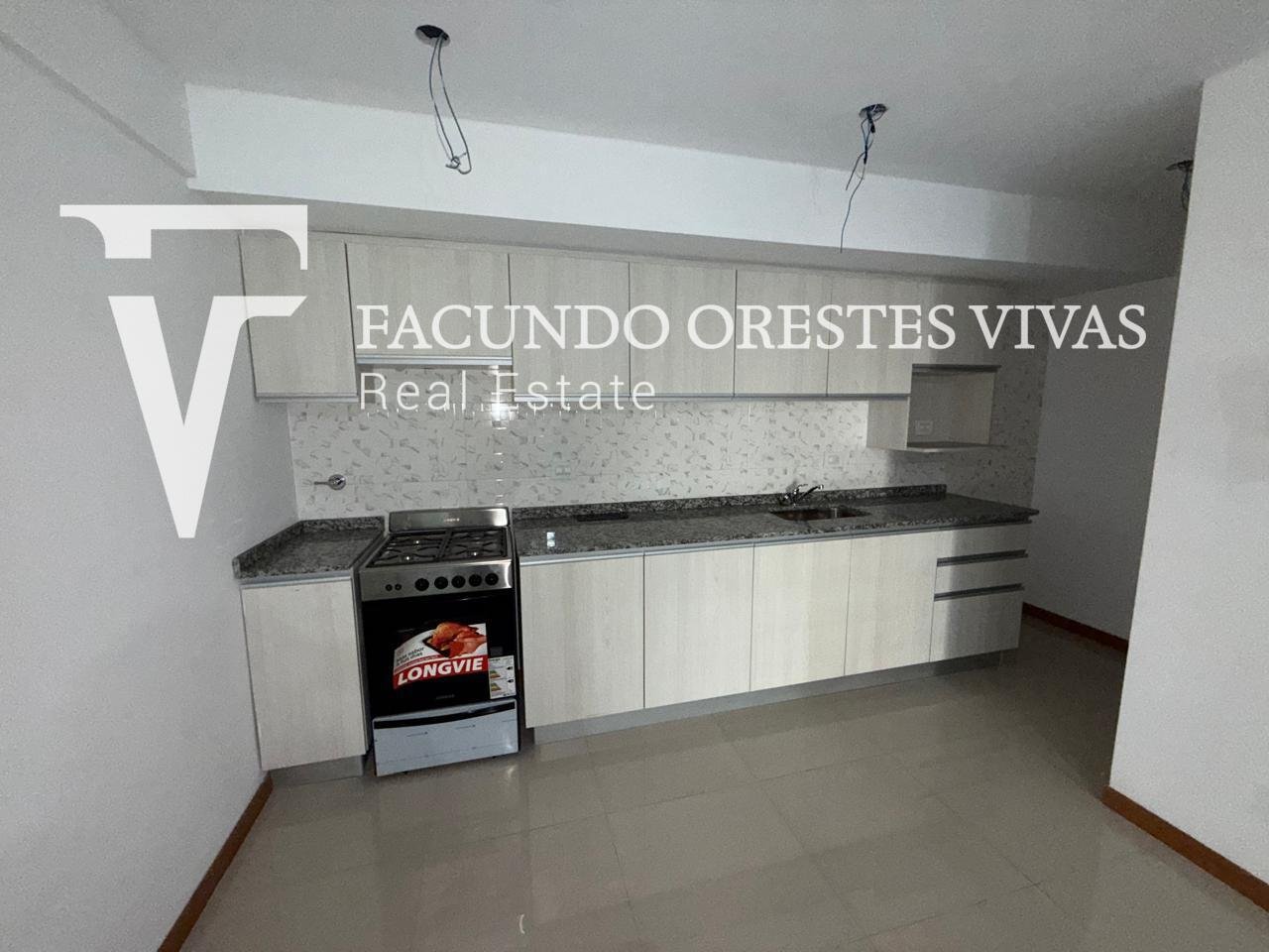 VENTA- TRES AMBIENTES-FRENTE-BALCON-A ESTRENAR-MATADEROS