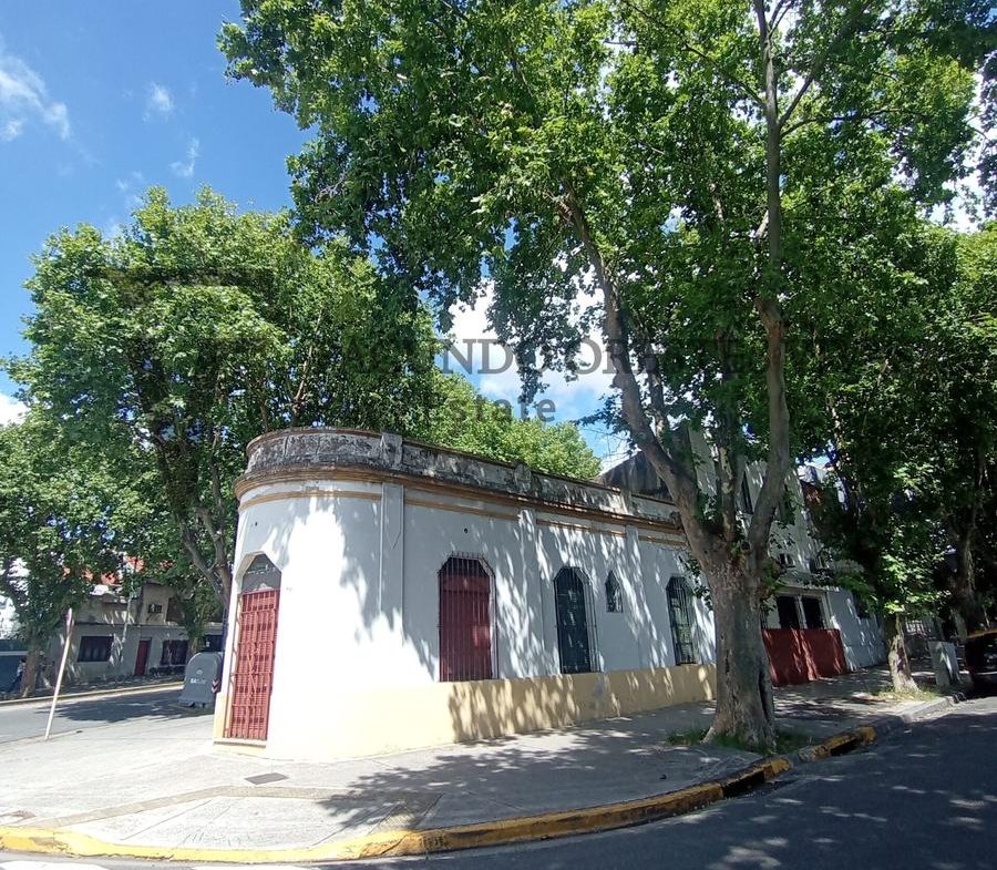 Venta Casa y Local 3 Ambientes Lote Propio