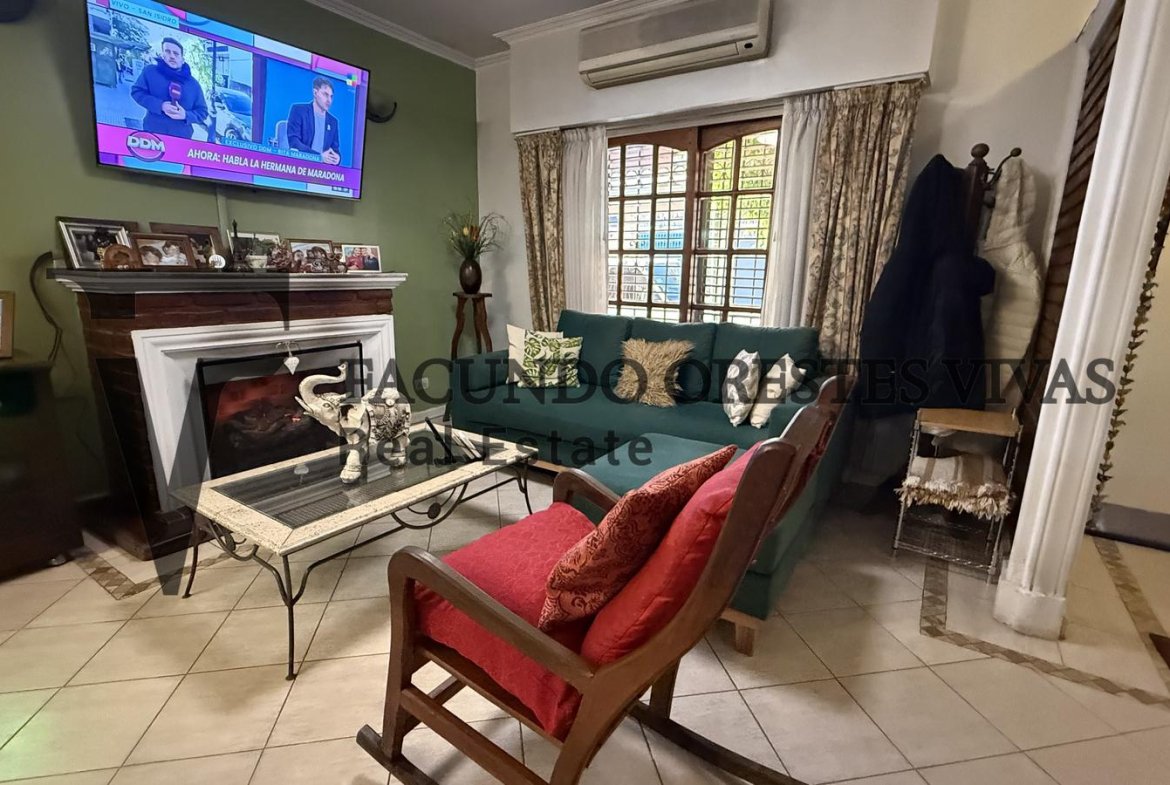 Venta Casa 6 ambientes Villa Lugano Parrilla Jardin