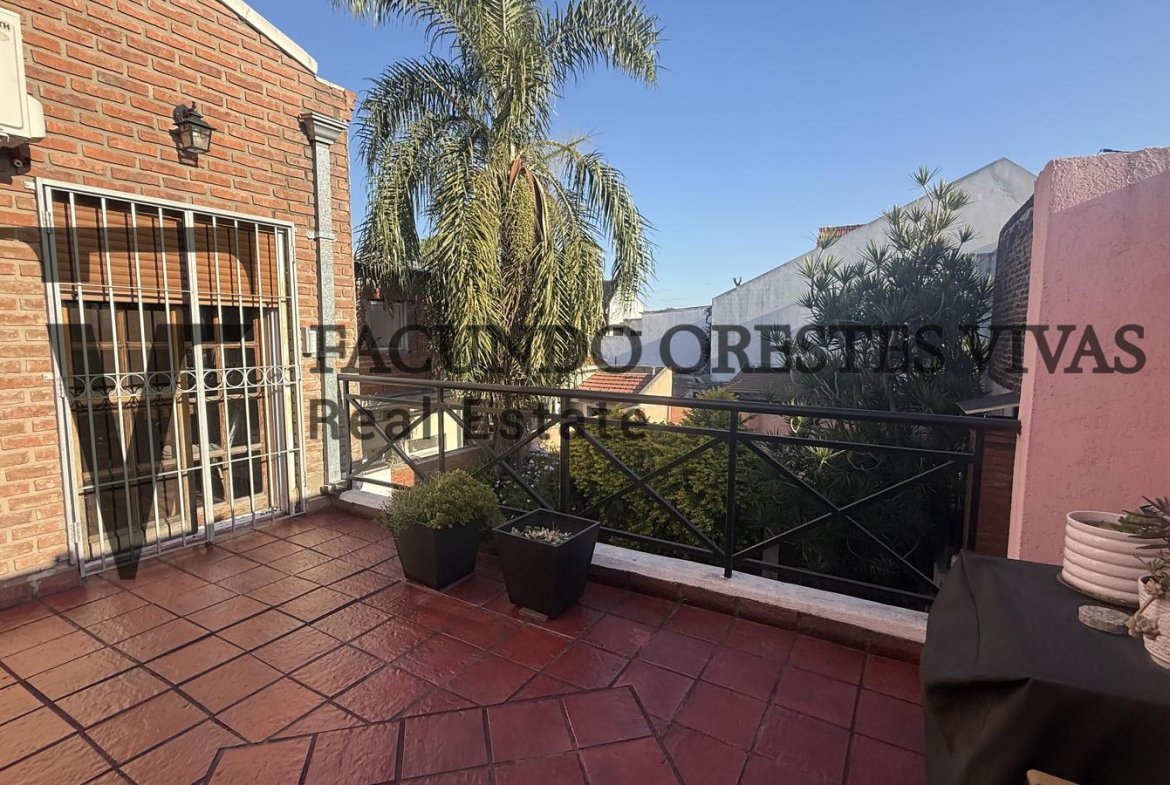 Venta Casa 6 ambientes Villa Lugano Parrilla Jardin