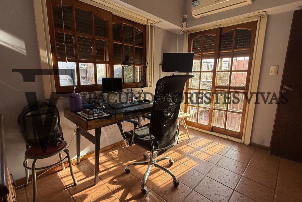 Venta Casa 6 ambientes Villa Lugano Parrilla Jardin