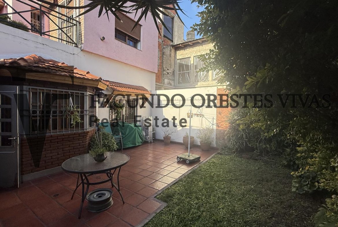 Venta Casa 6 ambientes Villa Lugano Parrilla Jardin