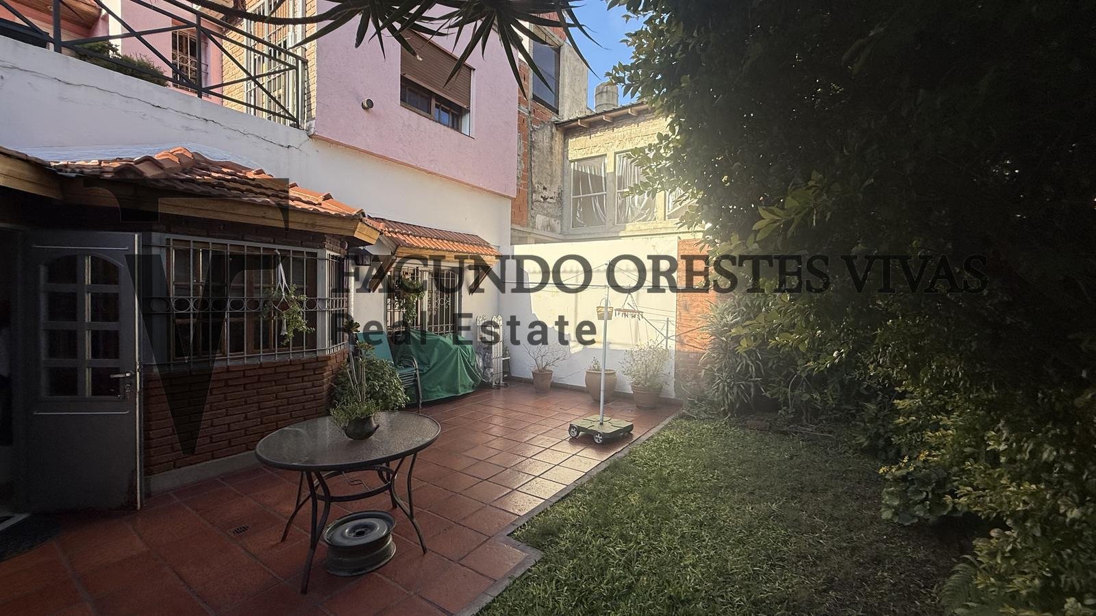 Venta Casa 6 ambientes Villa Lugano Parrilla Jardin
