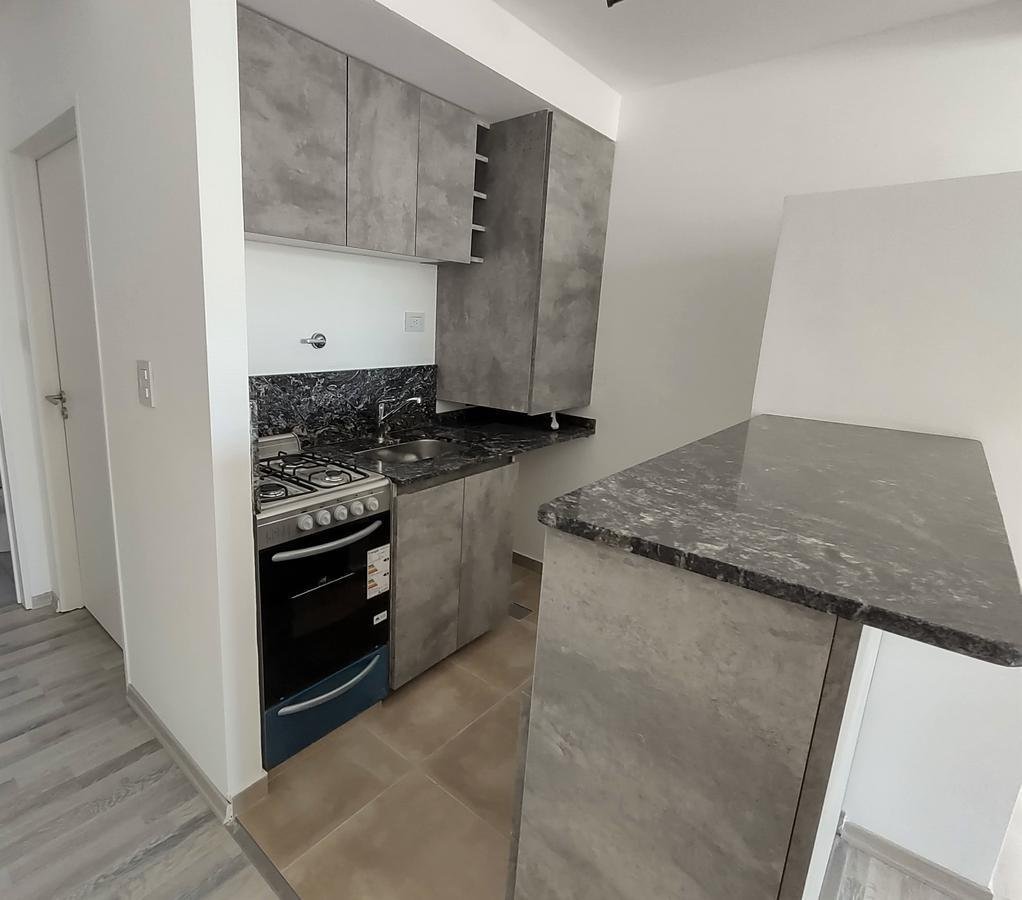 VENTA – LINIERS – DEPARTAMENTO – SEMI PISO – DOS AMBIENTES – A ESTRENAR – LINIERS