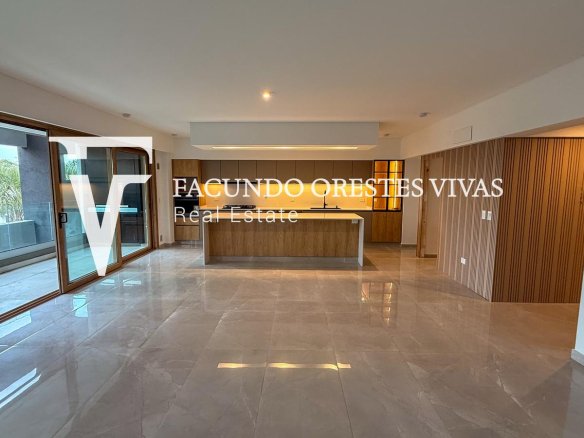 VENTA-CUATRO AMBIENTES-CATEGORIA-EXCLUSIVO-BALCON ATERRAZADO-COCHERA-BARRIO NAON
