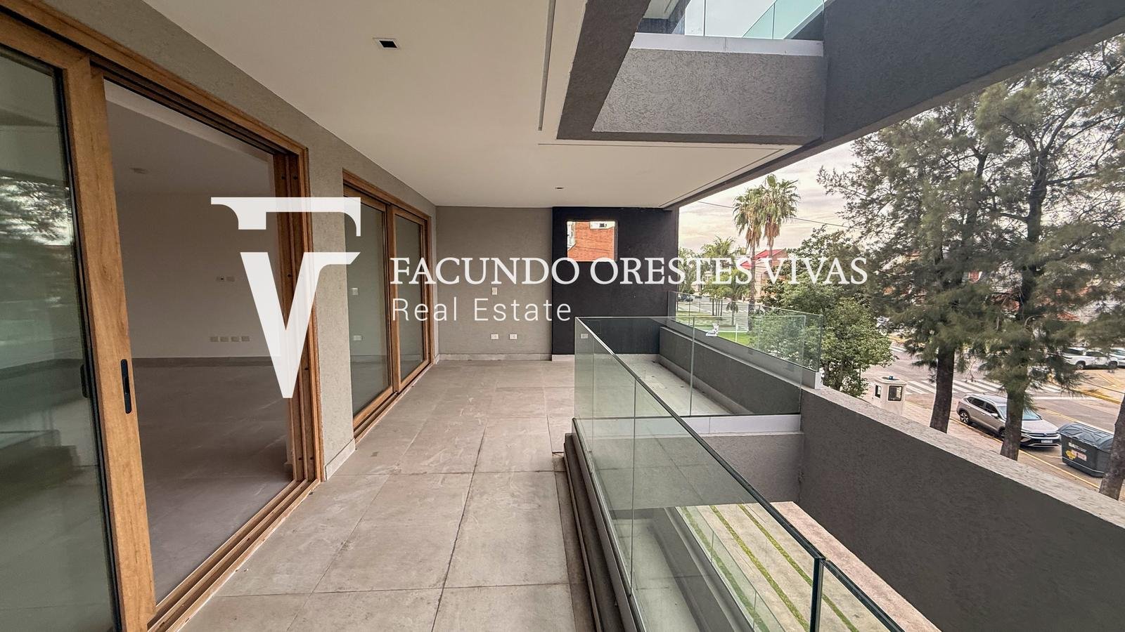 VENTA-CUATRO AMBIENTES-CATEGORIA-EXCLUSIVO-BALCON ATERRAZADO-COCHERA-BARRIO NAON
