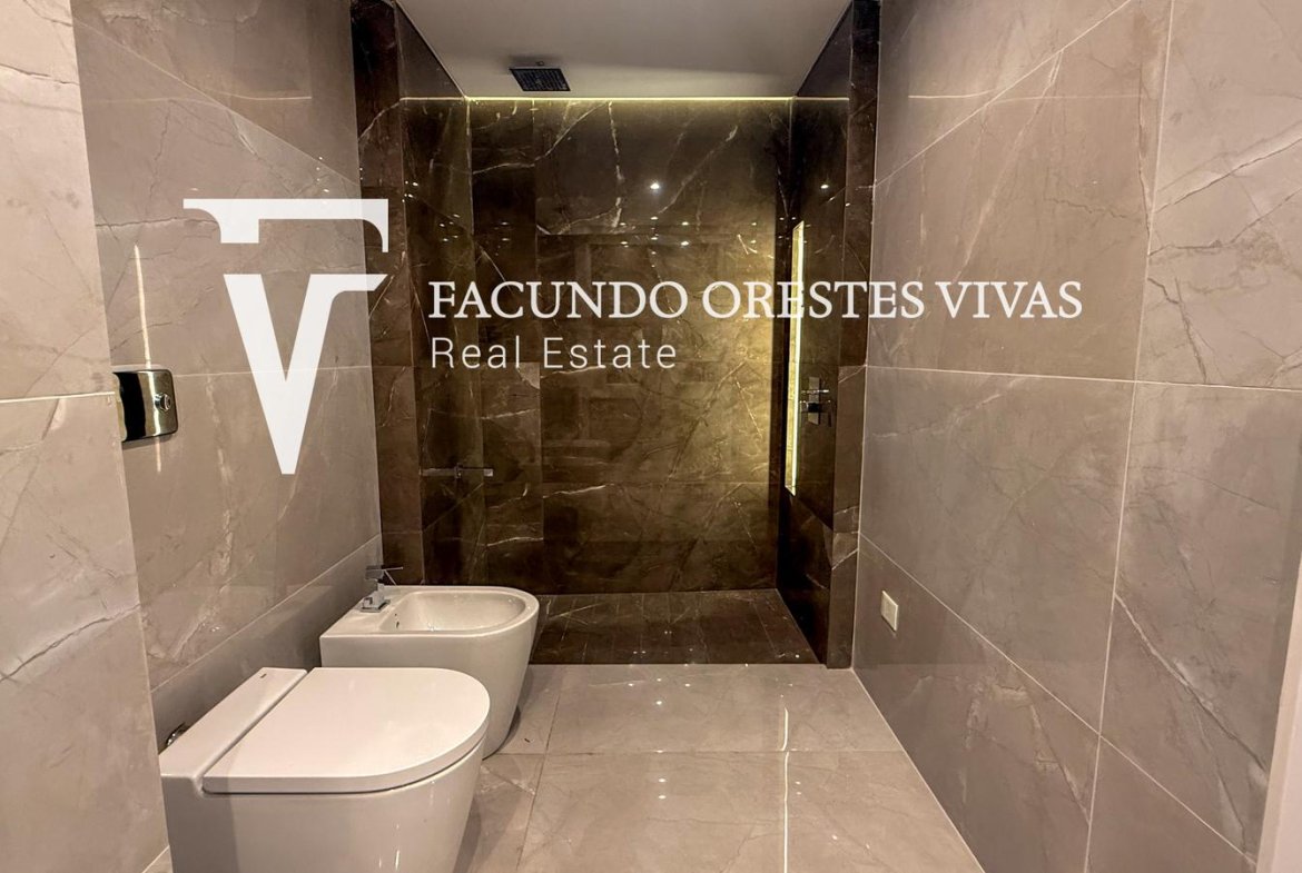 VENTA-CUATRO AMBIENTES-CATEGORIA-EXCLUSIVO-BALCON ATERRAZADO-COCHERA-BARRIO NAON