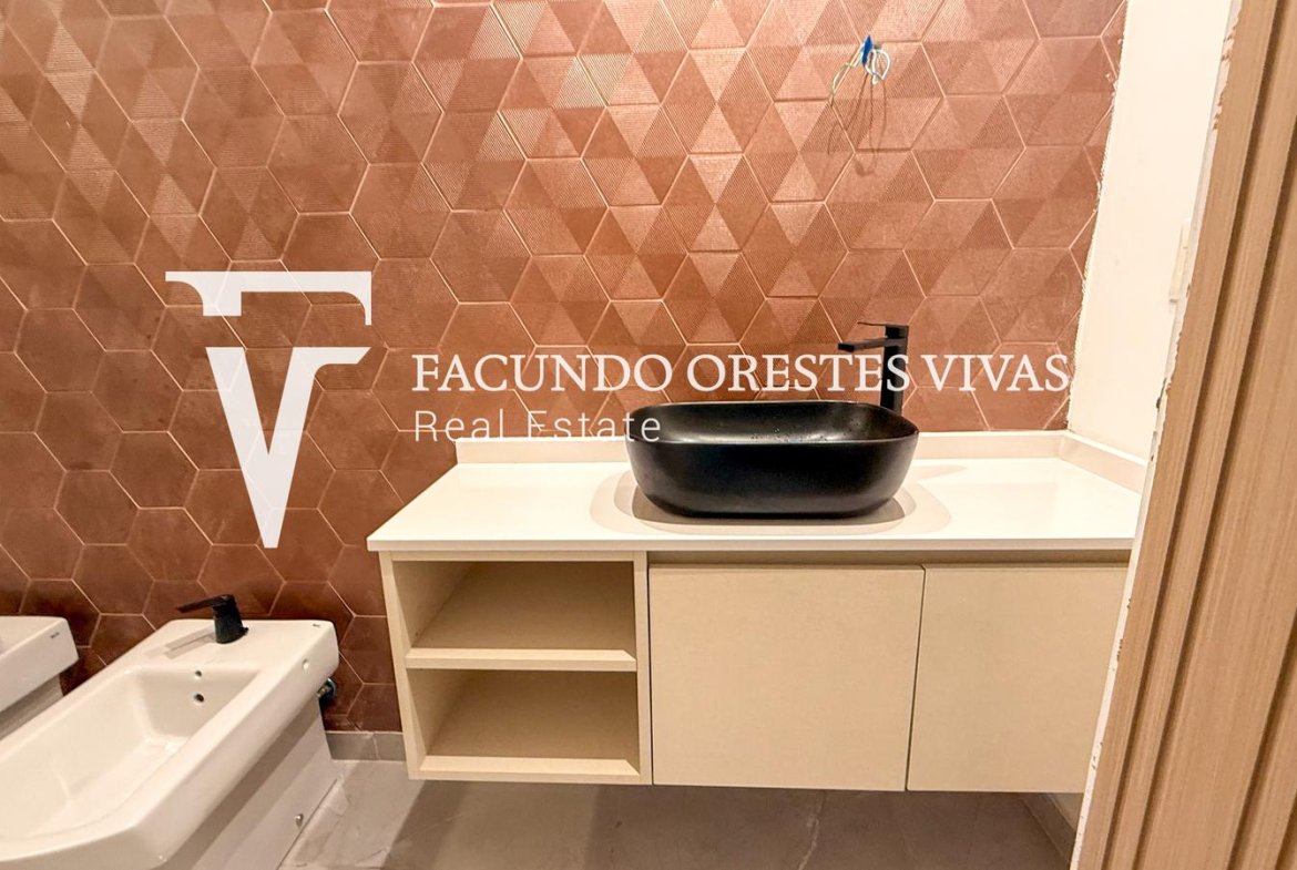 VENTA-CUATRO AMBIENTES-CATEGORIA-EXCLUSIVO-BALCON ATERRAZADO-COCHERA-BARRIO NAON