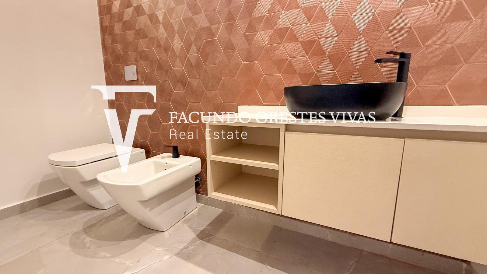 VENTA-CUATRO AMBIENTES-CATEGORIA-EXCLUSIVO-BALCON ATERRAZADO-COCHERA-BARRIO NAON