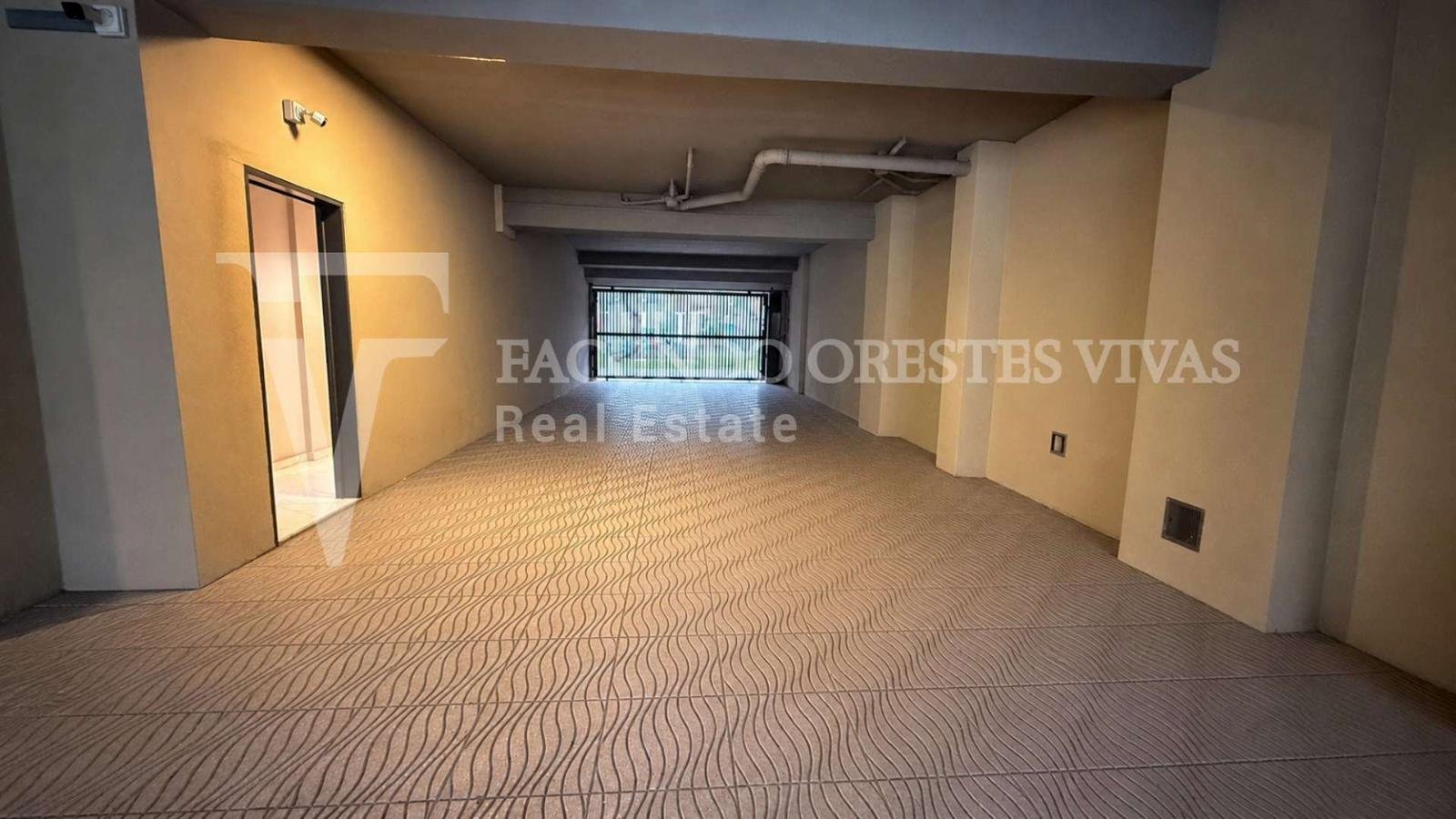 VENTA-CUATRO AMBIENTES-CATEGORIA-EXCLUSIVO-BALCON ATERRAZADO-COCHERA-BARRIO NAON