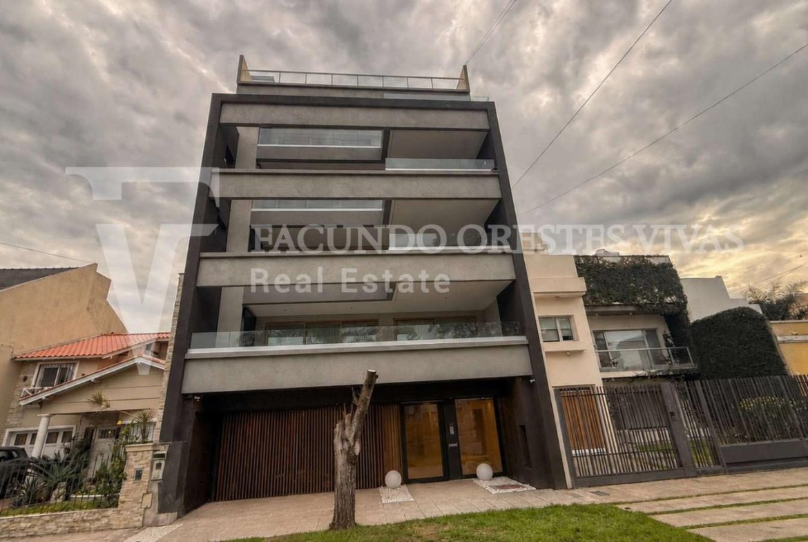 VENTA-CUATRO AMBIENTES-CATEGORIA-EXCLUSIVO-BALCON ATERRAZADO-COCHERA-BARRIO NAON