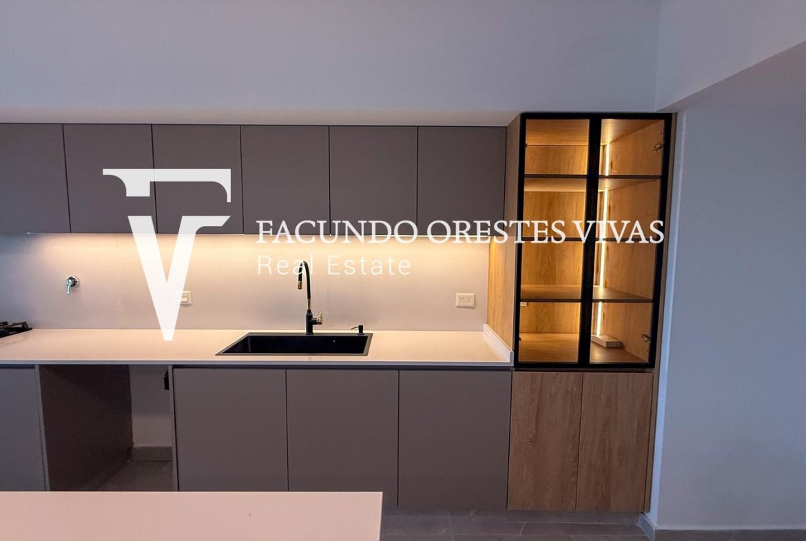 VENTA-CUATRO AMBIENTES-CATEGORIA-EXCLUSIVO-BALCON ATERRAZADO-COCHERA-BARRIO NAON