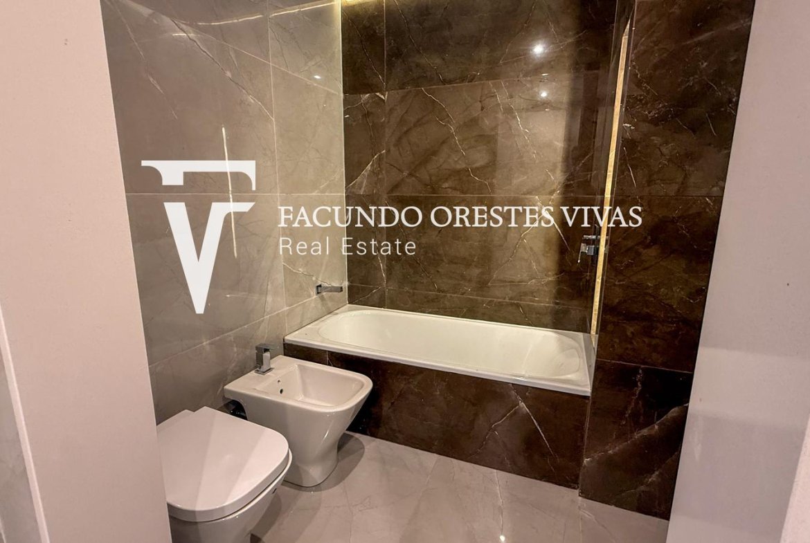 VENTA-CUATRO AMBIENTES-CATEGORIA-EXCLUSIVO-BALCON ATERRAZADO-COCHERA-BARRIO NAON