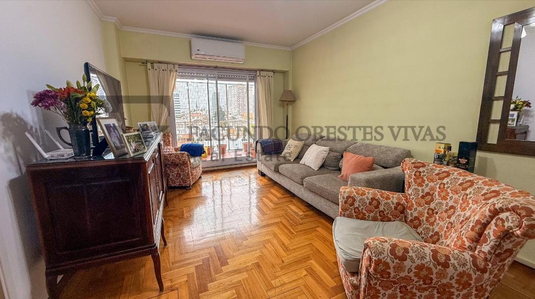VENTA – DEPARTAMENTO – CUATRO AMBIENTES -BALCÓN – BOEDO