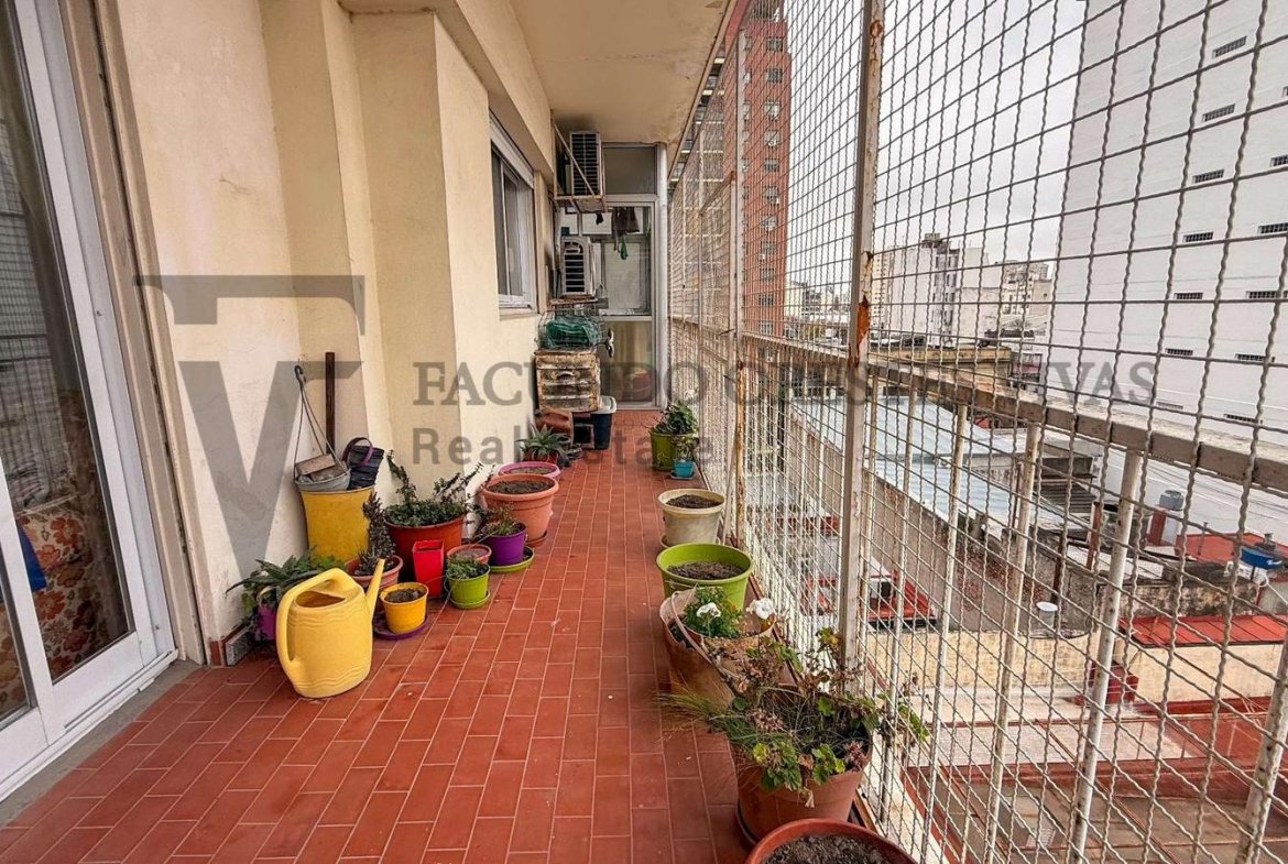 VENTA – DEPARTAMENTO – CUATRO AMBIENTES -BALCÓN – BOEDO
