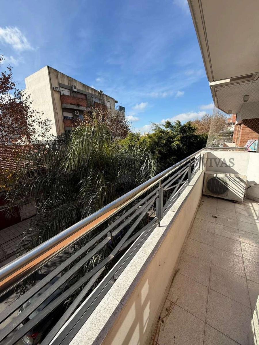VENTA-DEPARTAMENTO-CUATRO AMBIENTES-PILETA-SUM-CATEGORIA-LOSA RADIANTE-VILLA LURO